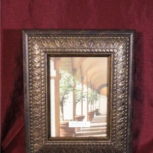Lawrence Designs 5”x7” brown/black faux wood Picture frame